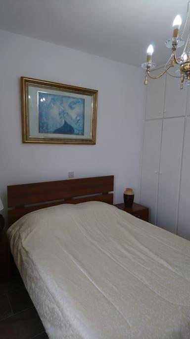 Isabella Court Townhouse Near Venus Beach And Lidl Paphos Bagian luar foto